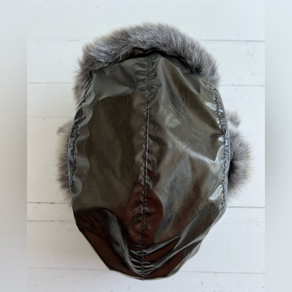 Trapper Hat - Picture 2 of 8